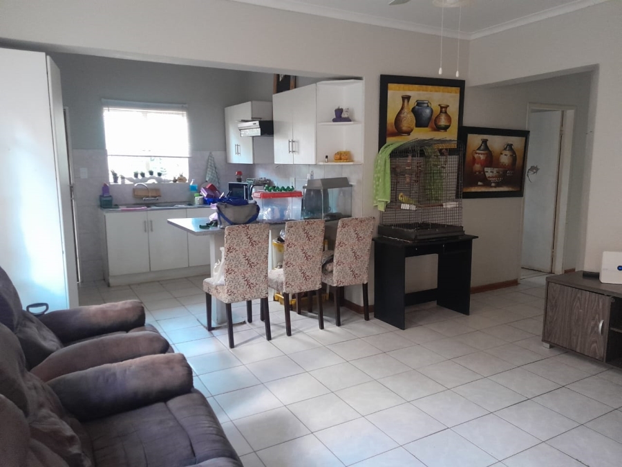 3 Bedroom Property for Sale in Geelhoutpark North West